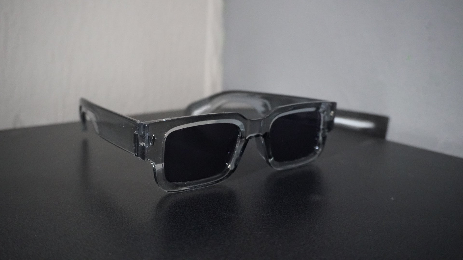 Transparent Frame Sunglasses